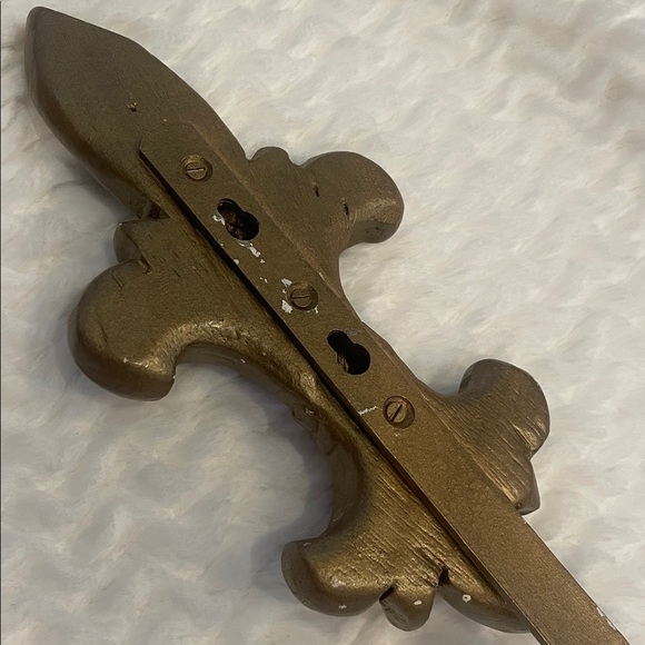 Gold Fleur-de-Lis Wall Hook - Picture 3 of 3